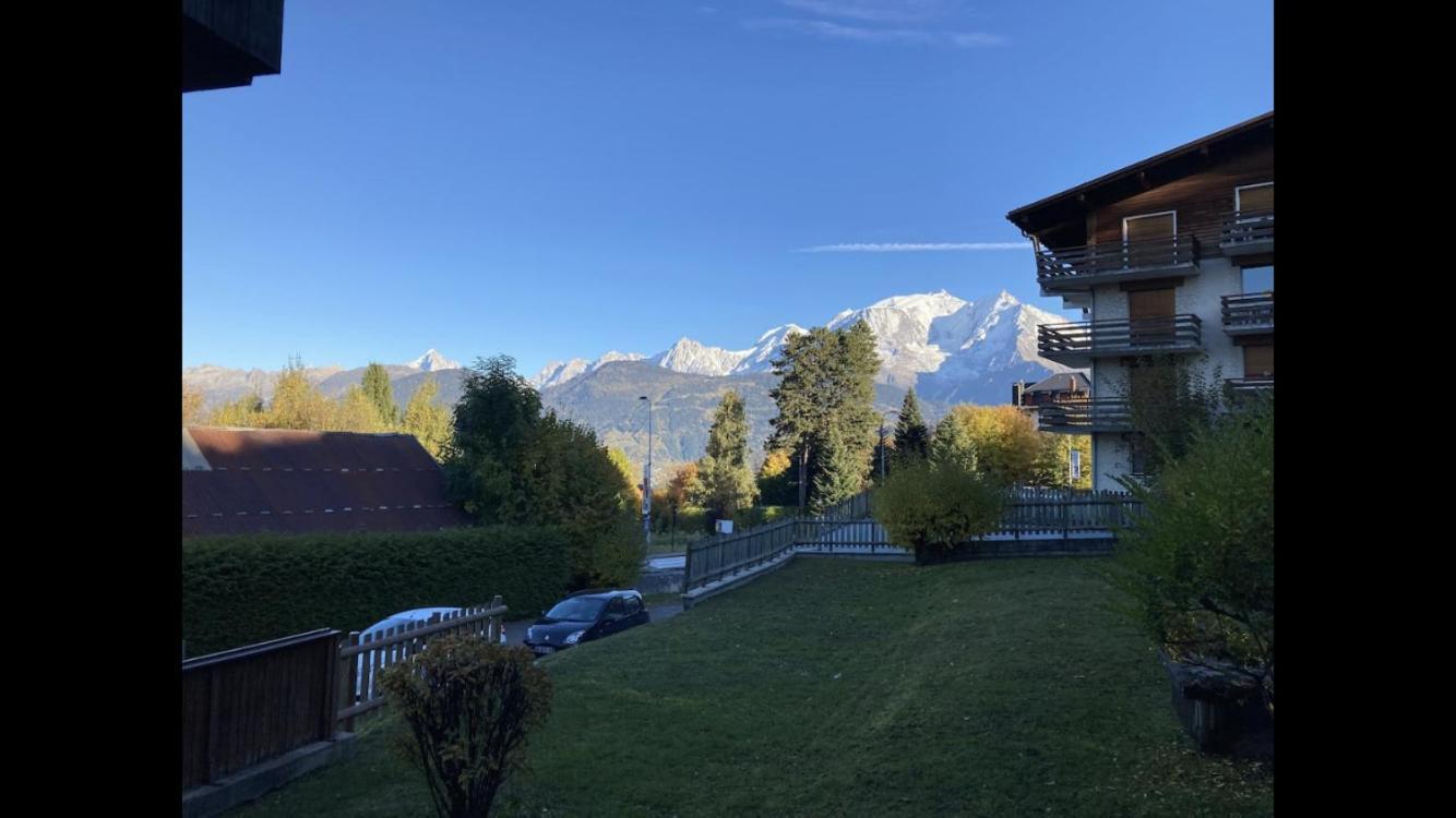 La Marmotte: Vue Mont Blanc, Terrasse, Parking Combloux