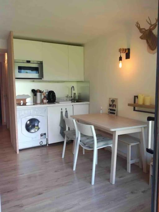 La Marmotte: Vue Mont Blanc, Terrasse, Parking Appartement Combloux